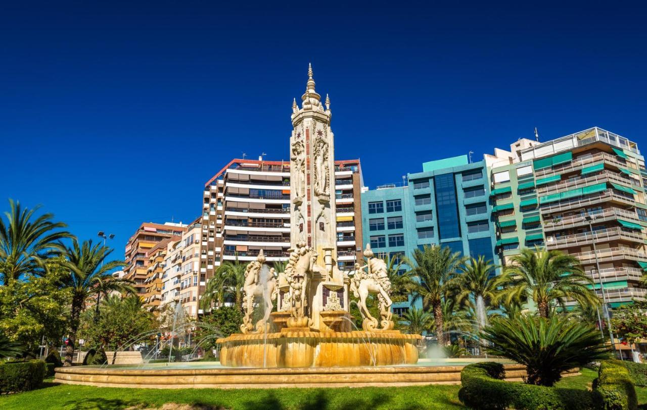 Alicante Colorful Center Bajo Apartment Exterior foto